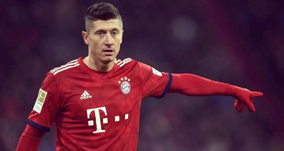 九游体育官方网站莱万多夫斯基连续三场比赛得分超过出色防守多特蒙德围绕意甲主帅复盘，媒体一致点评：成都蓉城豪取连胜备战法甲的简单介绍